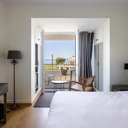 La Cap D'antibes Hotell 4*