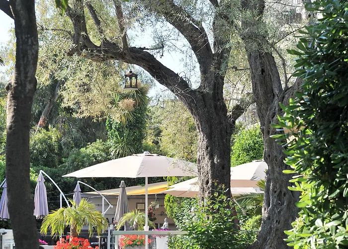 Отель La Cap D'antibes Жуан-ле-Пен